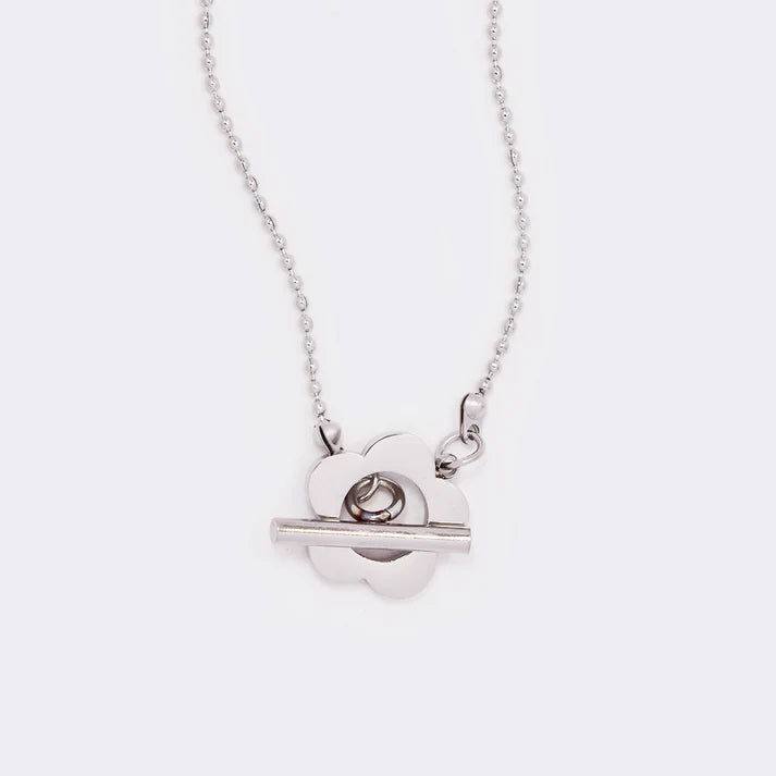 Silver cutout stainless steel flower toggle necklace